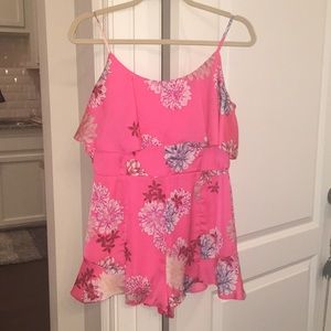 BB Dakota Floral Romper